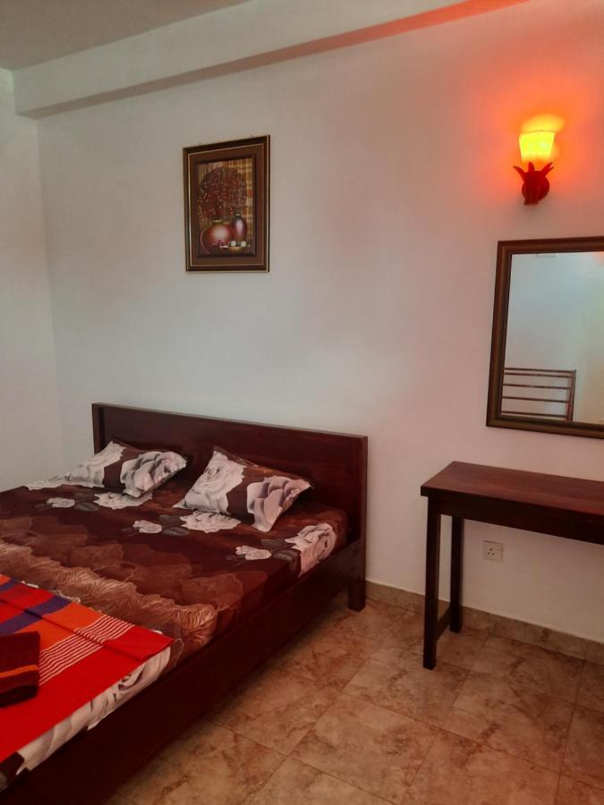 White Surfing Beach Resort أونا واتونا المظهر الخارجي الصورة