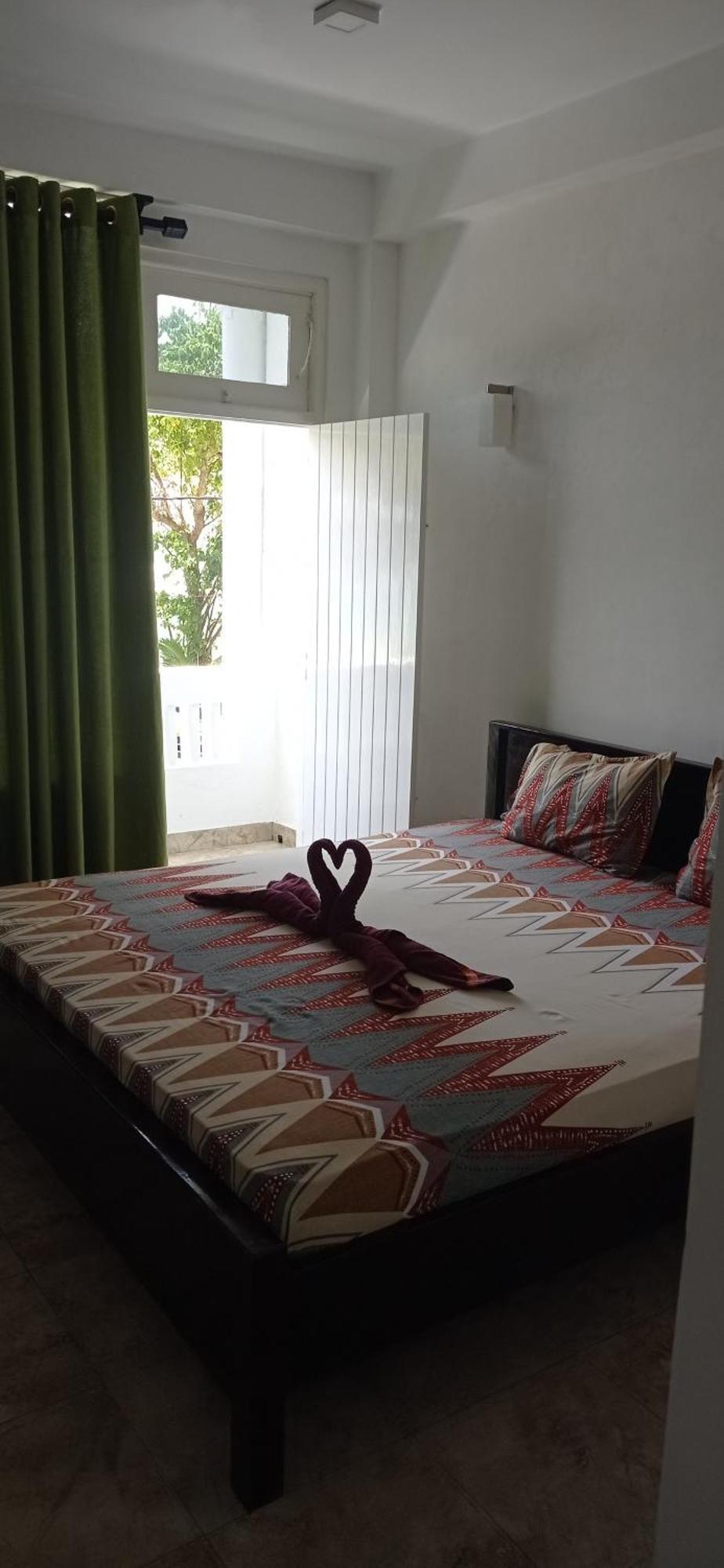 White Surfing Beach Resort أونا واتونا المظهر الخارجي الصورة